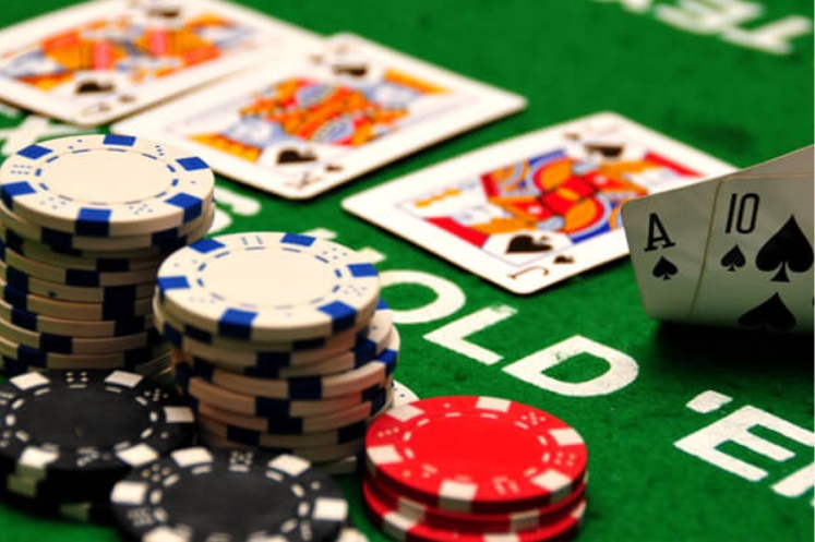 TOP 5 cổng game bài rút tiền mặt uy tín nhất hiện nay